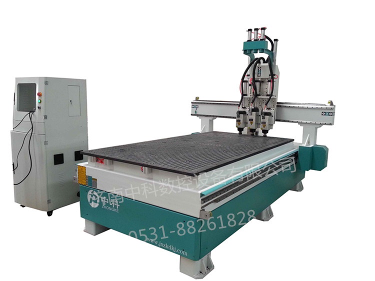 �����򔵿��_�ϙC\������^�Q����̙C